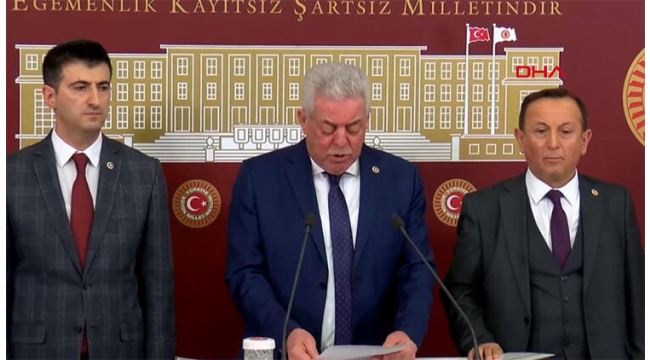 CHPde 3 milletvekili istifa etti
