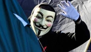 Ünlü Hacker Grubu Anonymous'dan iddia: Albayrak'ı 14 milyar euroluk para transferi istifa ettirdi?