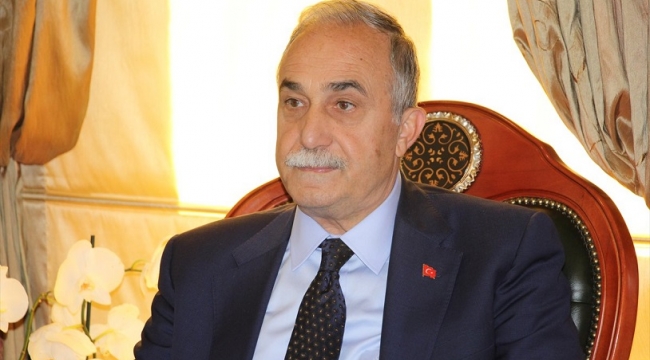 Ahmet Eşref Fakıbaba AKP'den ve milletvekilliğinden istifa etti!