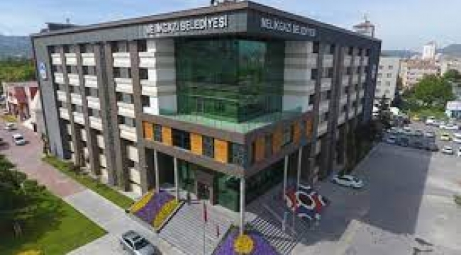 Belediye eliyle güzel tezgah