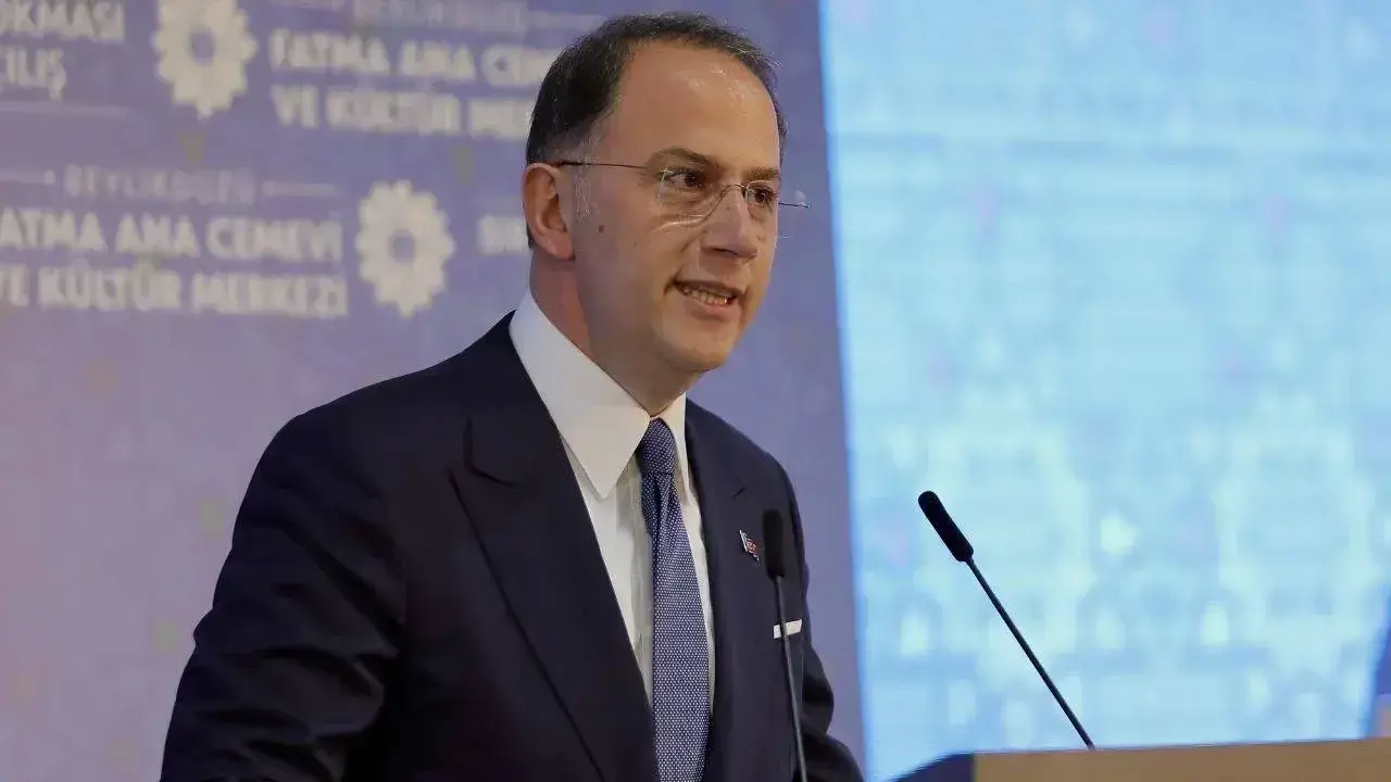 Fenalaşan Beylikdüzü Belediye Başkanı Mehmet Murat Çalık hastaneye kaldırıldı