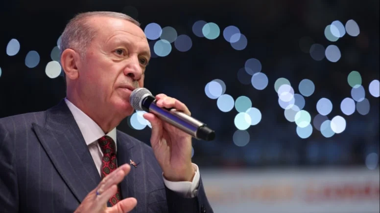 AKP'ye 7 belediye başkanı daha katılıyor... Rozetleri Erdoğan takacak