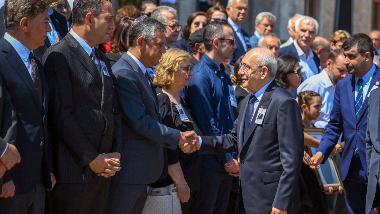 Mutlak butlan kararından sonra ilk kez: Özgür Özel ve Kılıçdaroğlu aynı karede