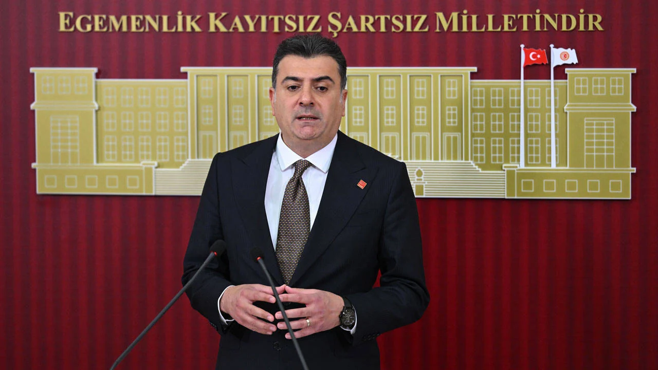 Özgür Özel yönetiminden olağanüstü kurultay hamlesi: Mahkemeye başvuru yapılacak